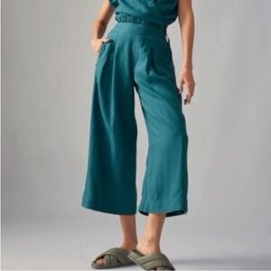 Atheta Playa 100% Linen Wide Leg Cropped Pants in Borealis Green
